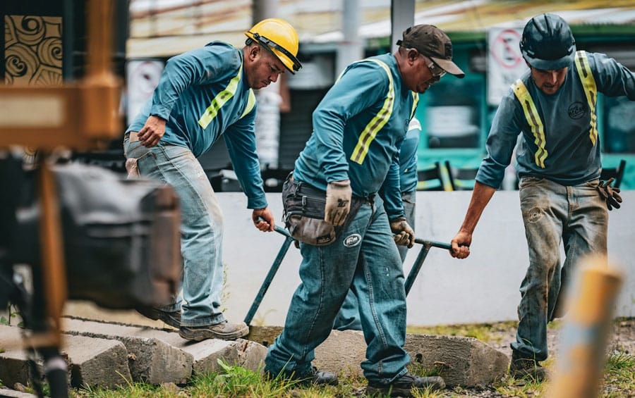Construction staffing in Austin TX with skilled labor crew on job site